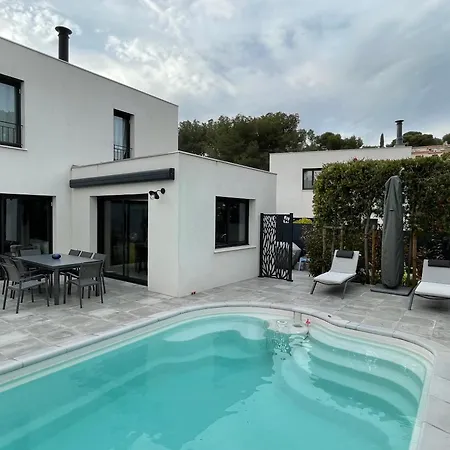 Avec Piscine Pres Des Plages Carqueiranne